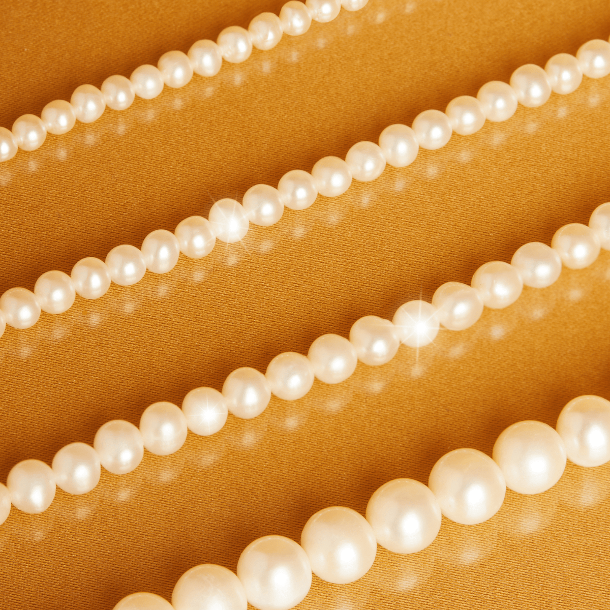 Classic Pearl Necklace