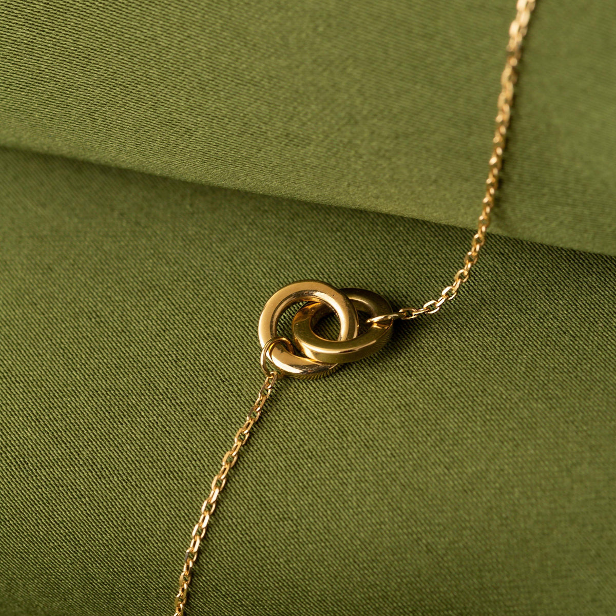 Connection Necklace
