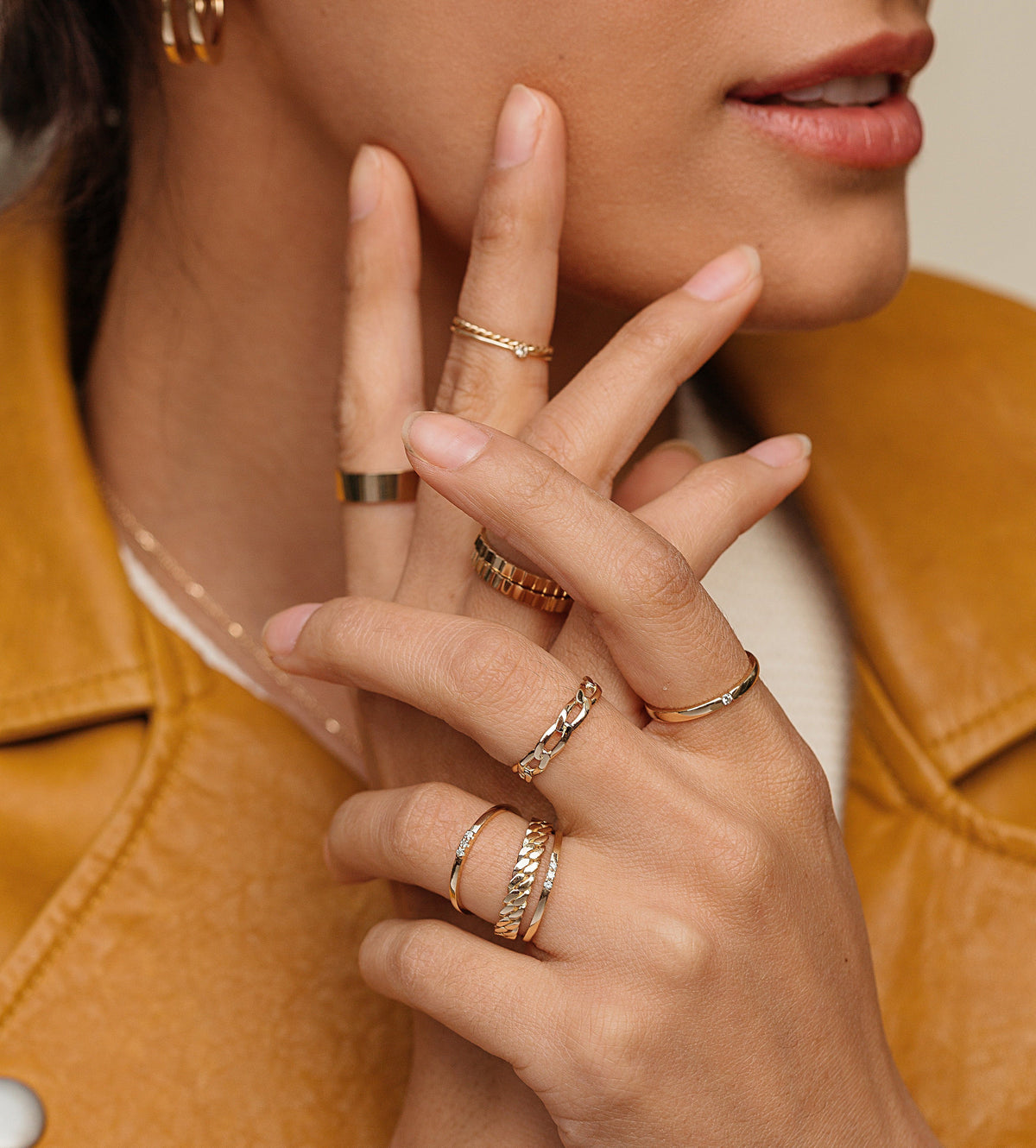 Diamond Tension Ring Lifestyle Model