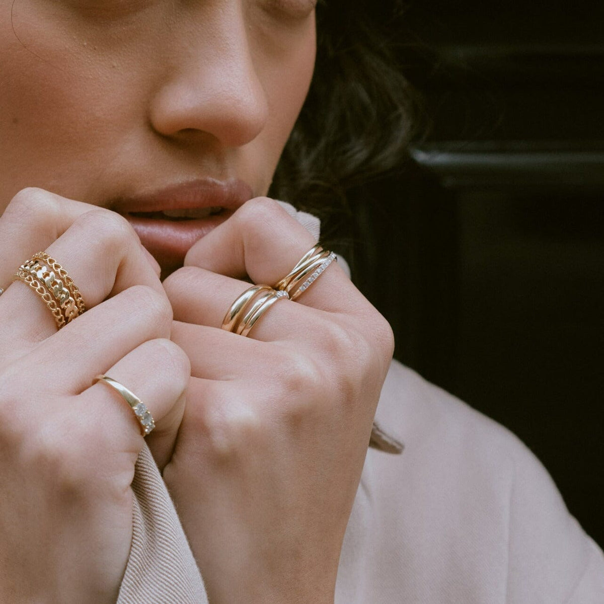 Crossover Ring