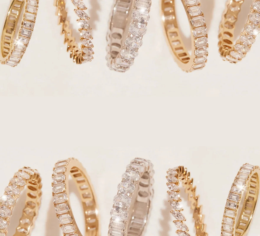 How to Style Chain Earrings: A Step-by-Step Tutorial