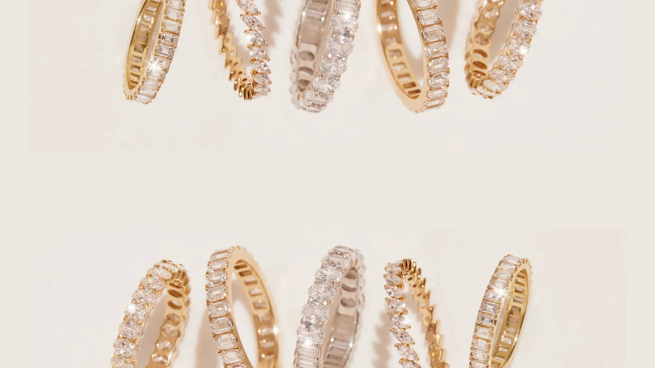 How to Style Dangle Earrings: 7 Chic Looks to Try