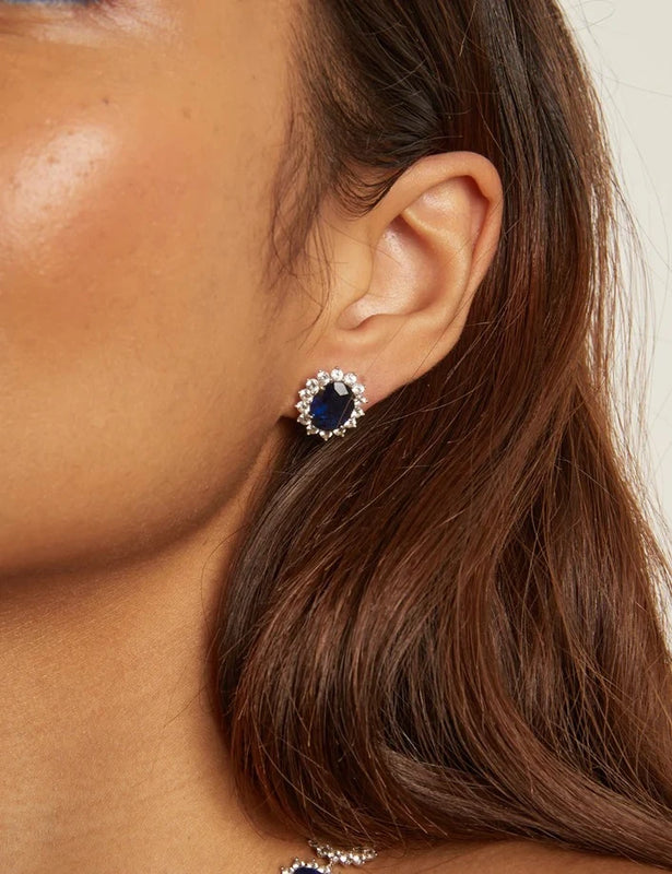 The Essential Checklist for Styling Pearl Drop Earrings