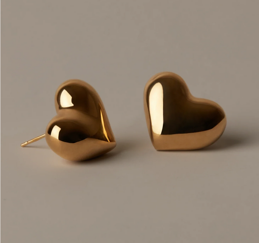 A variety of the latest gold earring models in different styles and designs. 