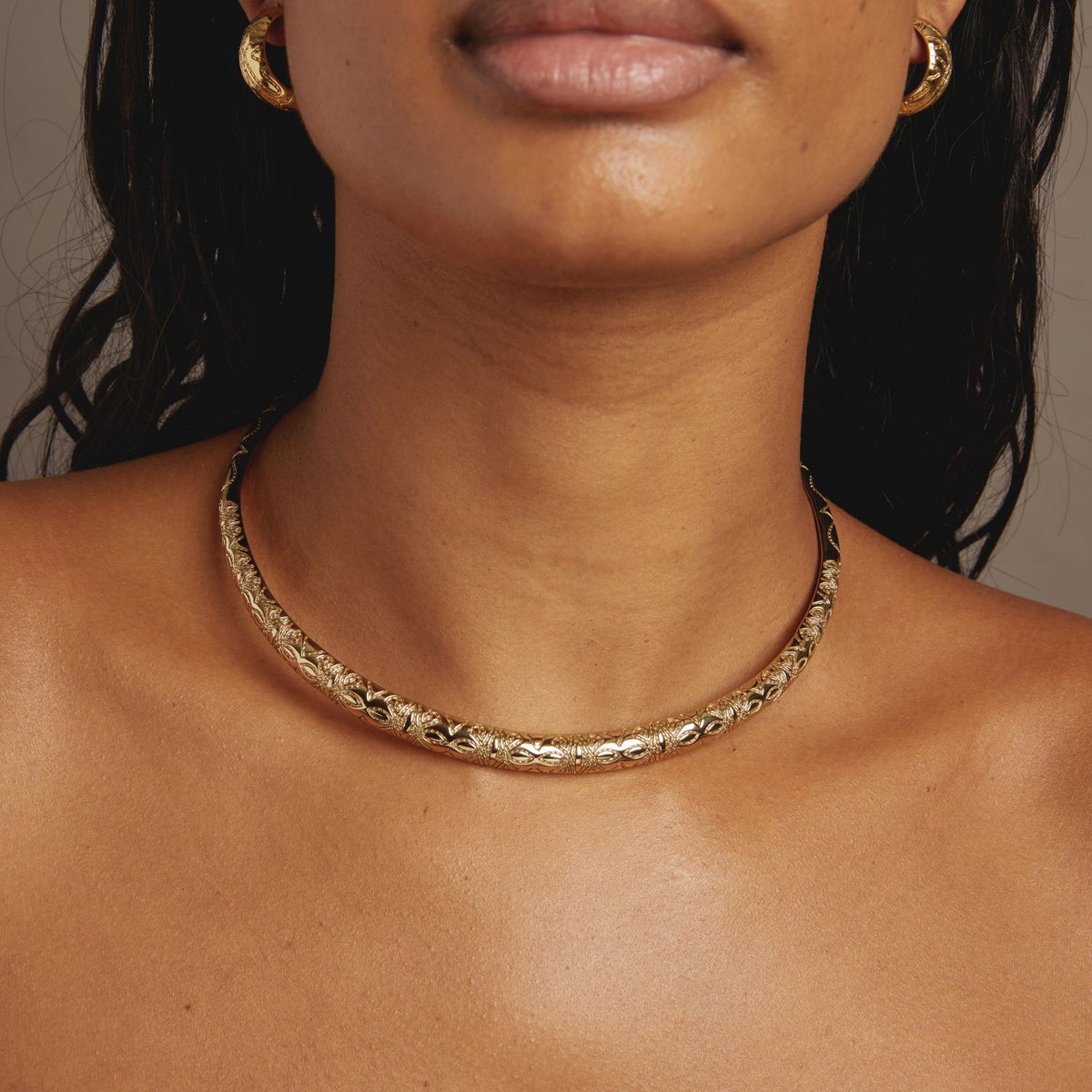 Aurate x Frye: Western Stitch Collar Necklace