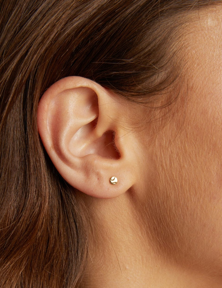 Aurate x Wilson: Tennis Ball Stud Earrings