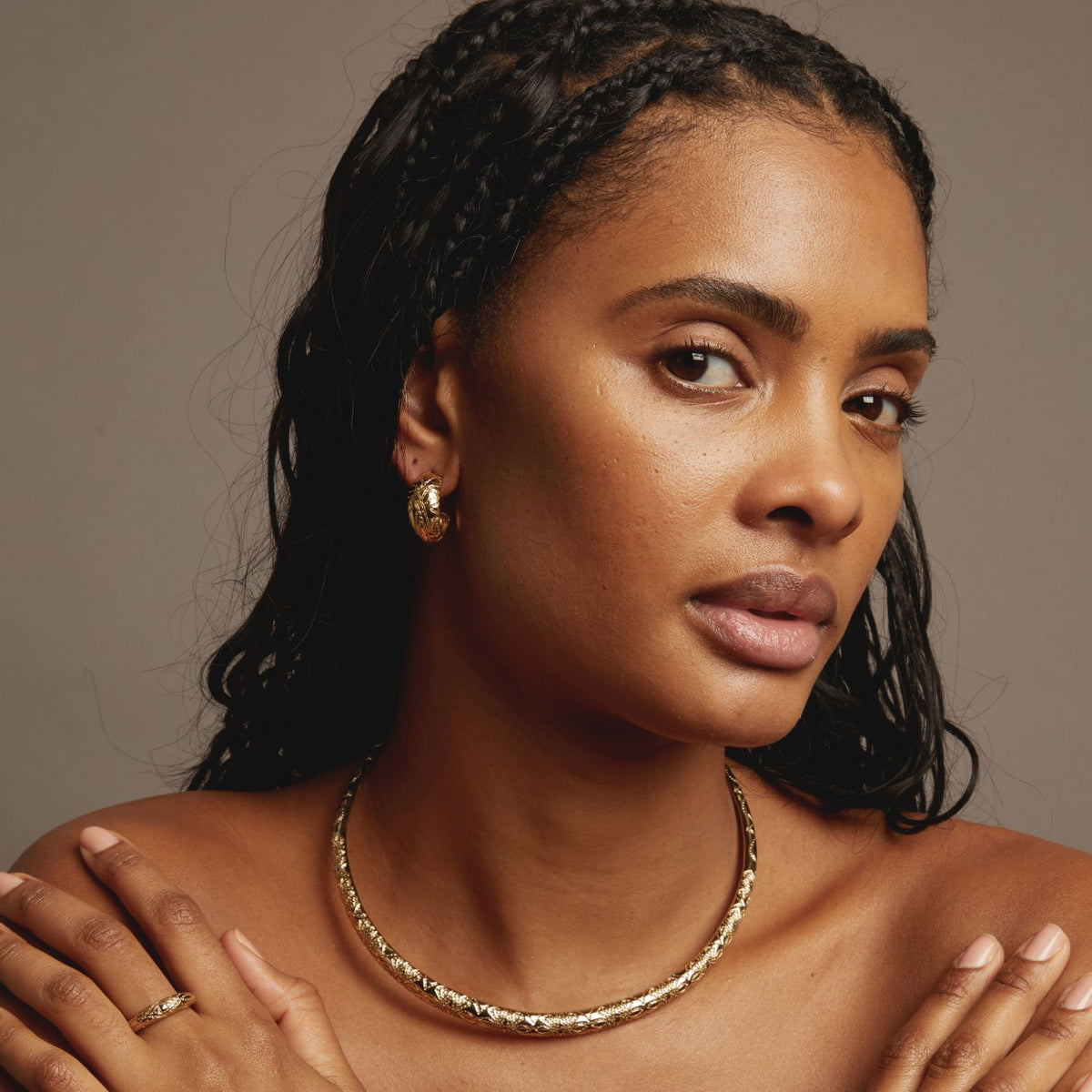 Aurate x Frye: Western Stitch Hoop Earrings