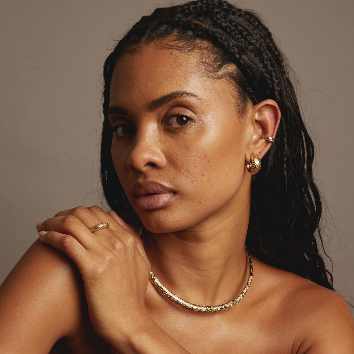 Aurate x Frye: Western Stitch Hoop Earrings