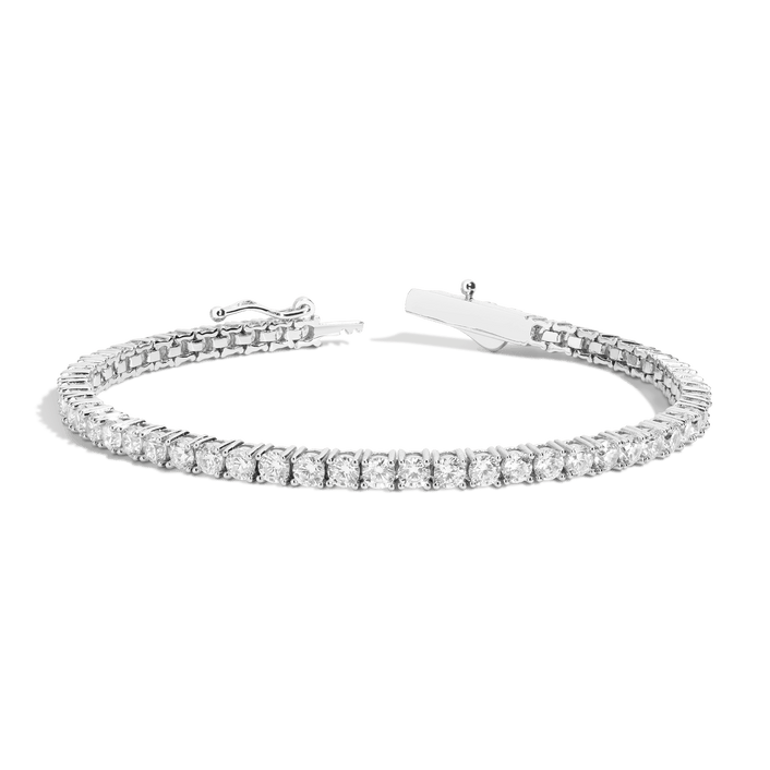 What Is a Tennis Bracelet? And Why Is It Called That?