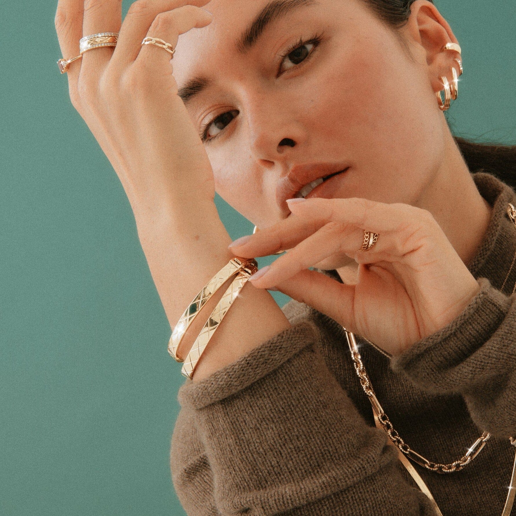 Quilted Gold Hinged Bracelet