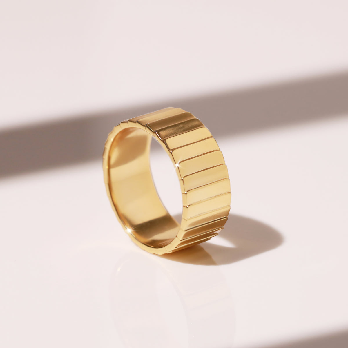 AURATE Solid Gold Mini Infinity Ring 2024