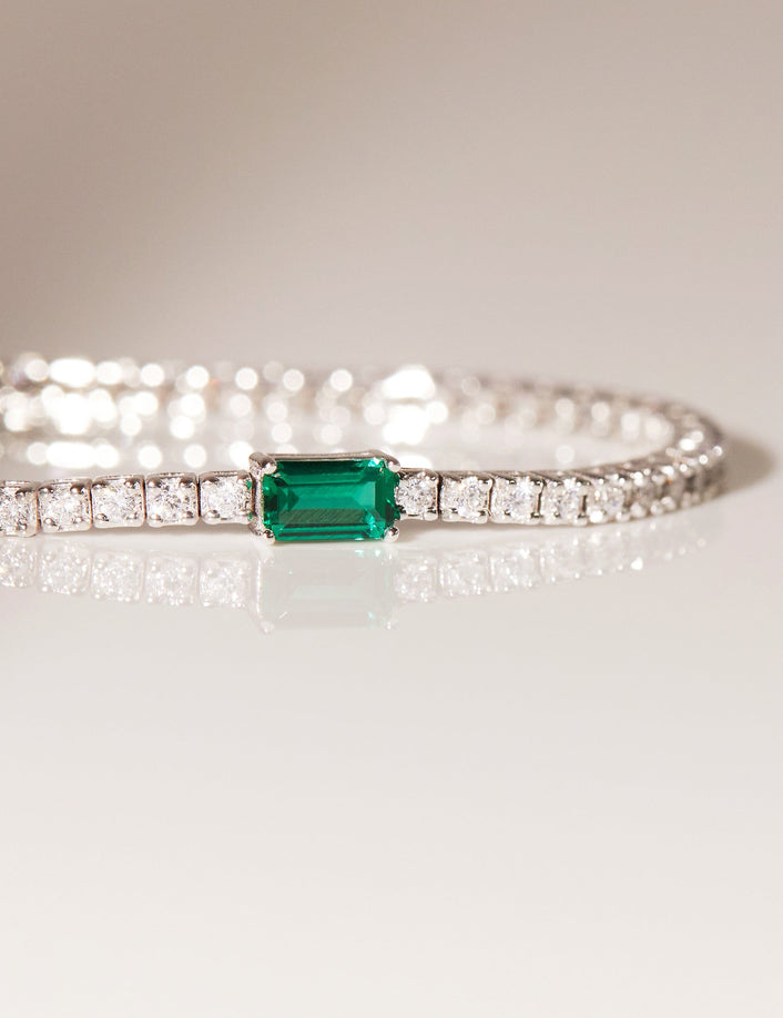 Lab Grown Diamond Tennis Bracelet with Emerald