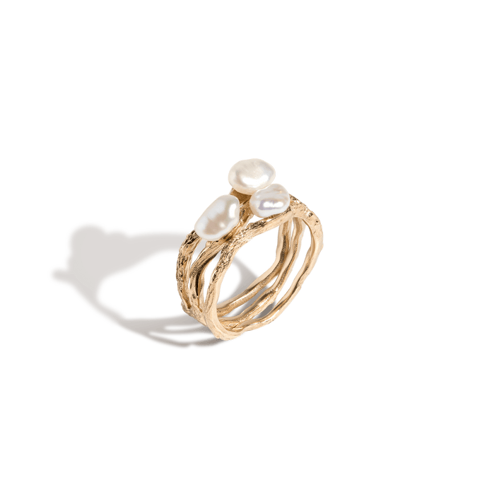 AURATE X KERRY: Venus Organic Pearl Tri Gold Ring