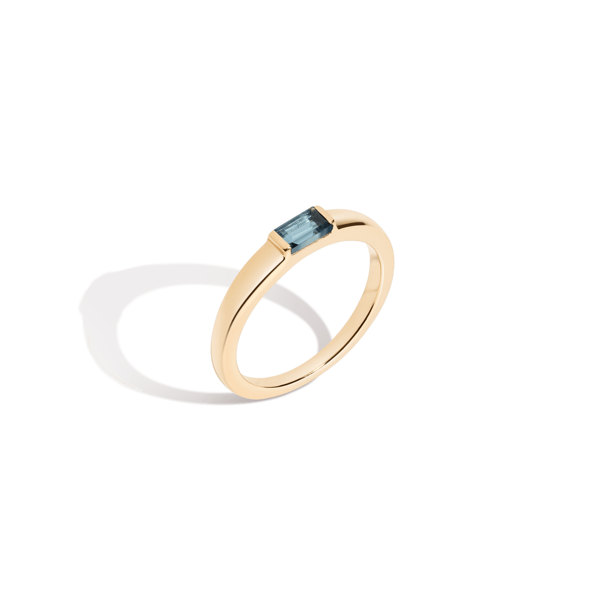 Dark topaz ring deals