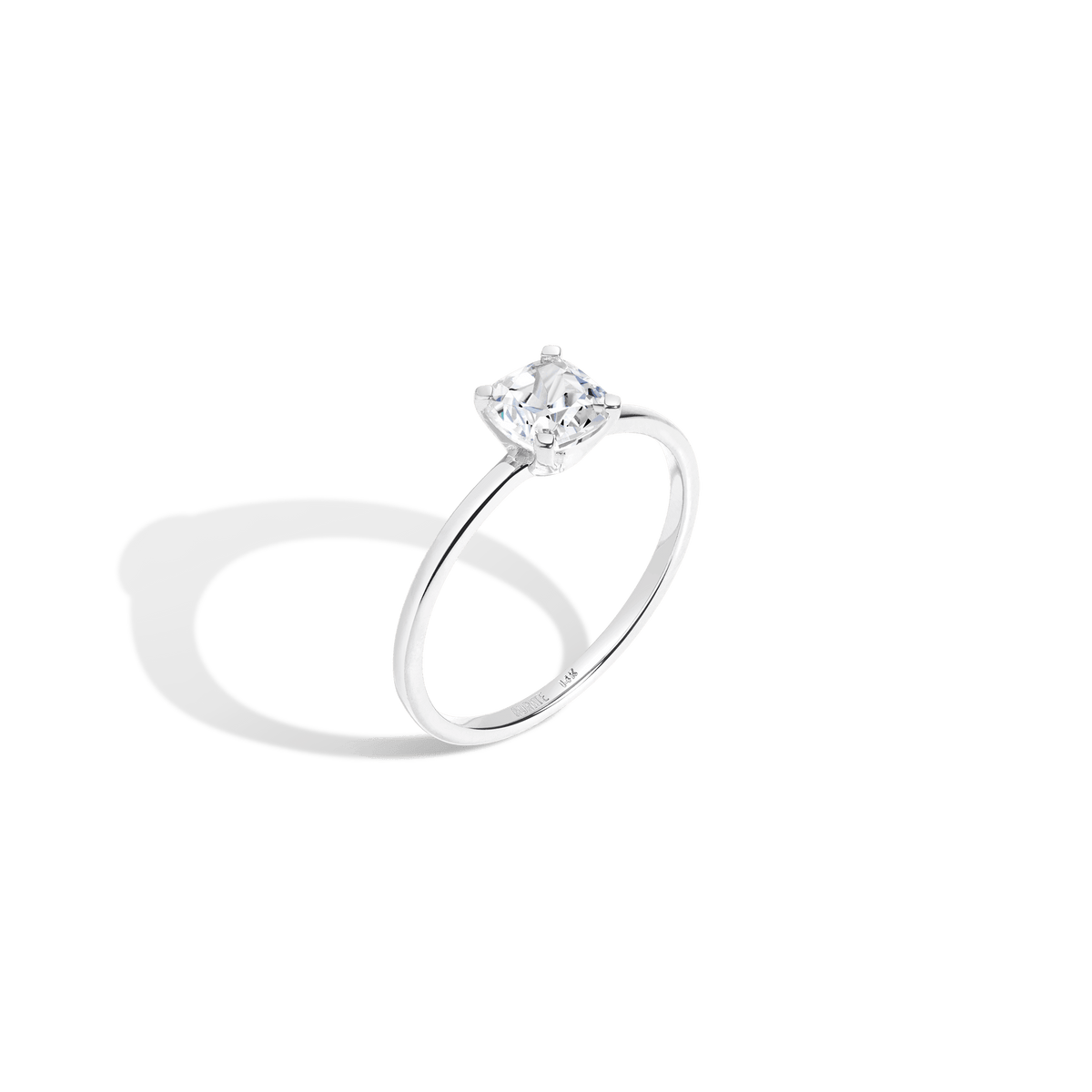 Used solitaire sales diamond rings