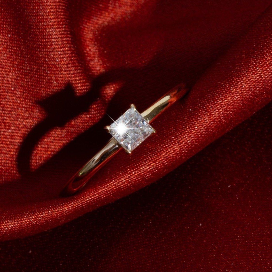 Simple large diamond engagement rings Clearance