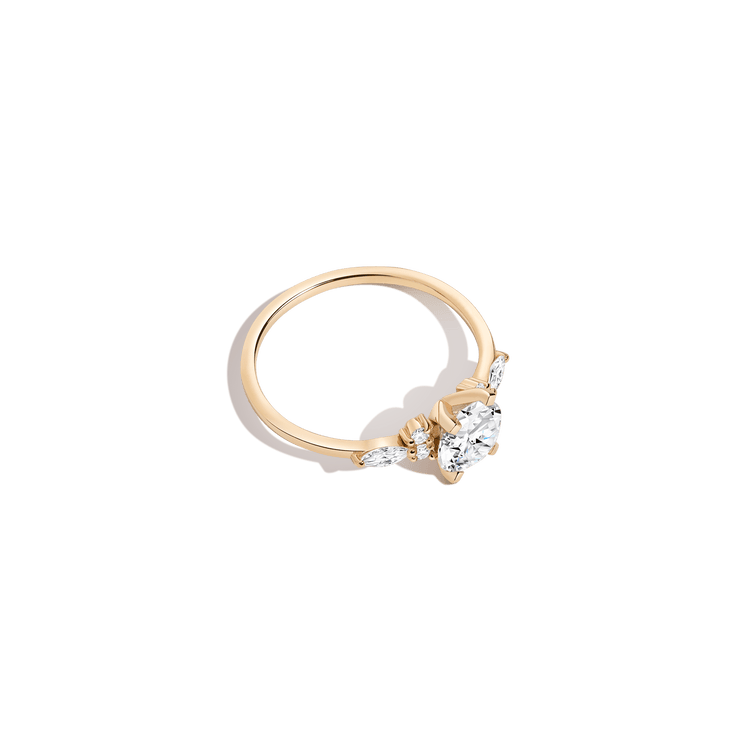 Round Floral Diamond Ring in Yellow, Rose or White Gold